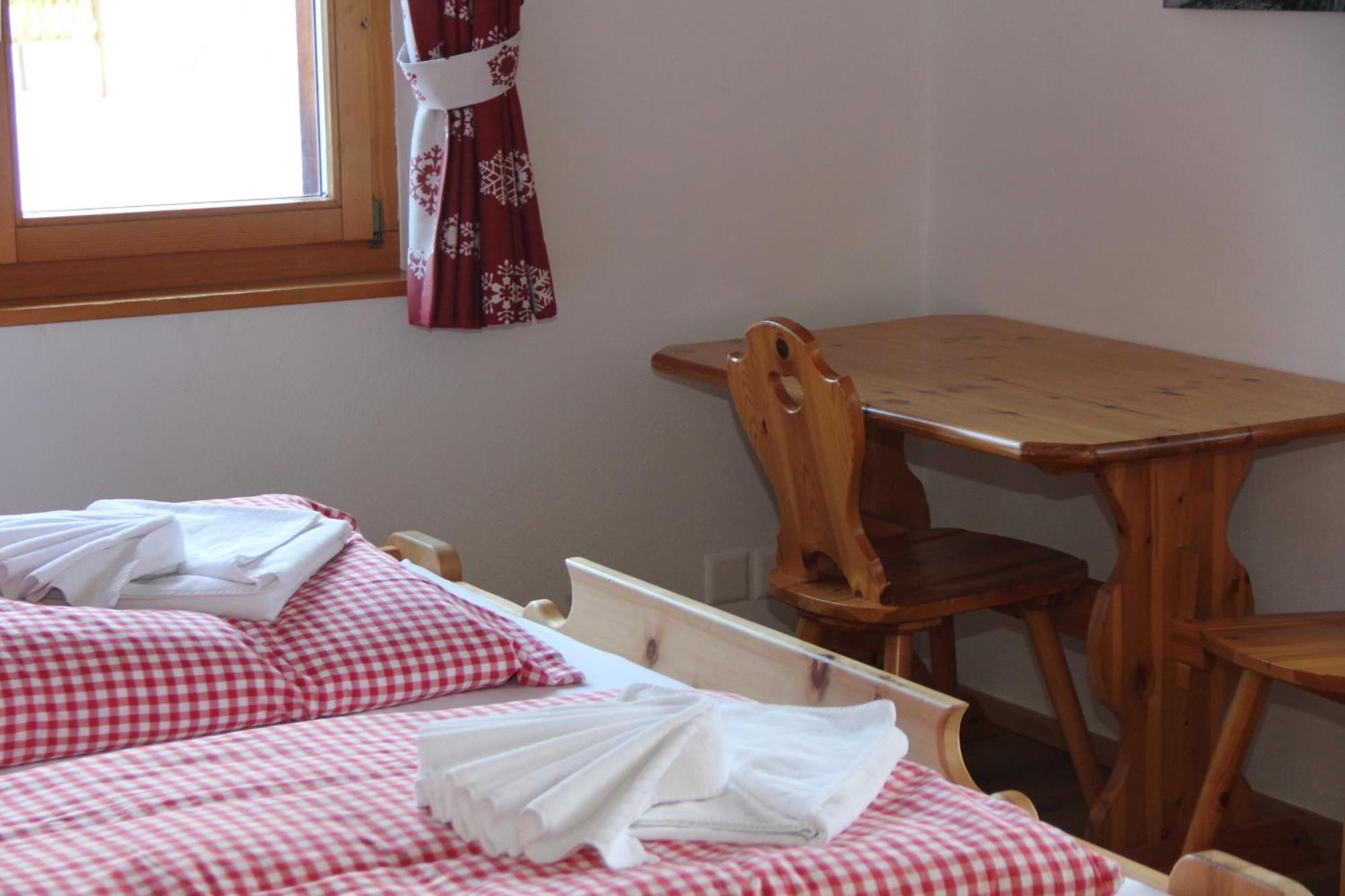 Erezsaesshuette Villa Klosters Eksteriør bilde